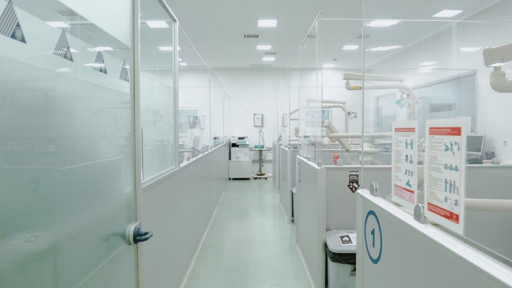 yeditepe-dental-hospital-treatment-polyclinic